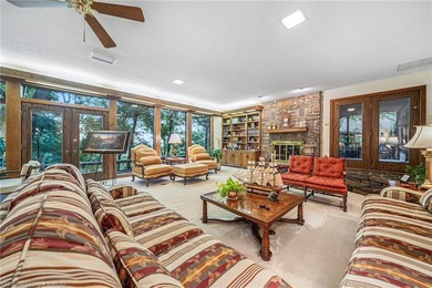 This exceptional Wimpy Kesner-built home with its premier - photo 18