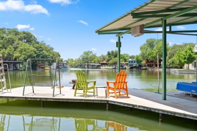Lake LBJ Home For Sale in Kingsland Texas