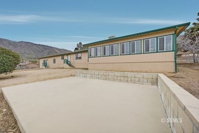 Can you envision a lake home with scenic mountain views that - photo 21
