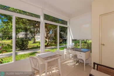 (private lake, pond, creek) Condo For Sale in Lauderdale Lakes Florida