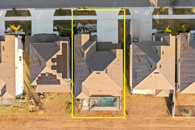 (private lake, pond, coastal) Home For Sale in Riverview Florida