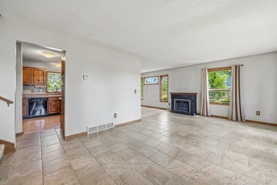 MOTIVATED SELLER!! Wake up to stunning east-facing views of Sauk - photo 12