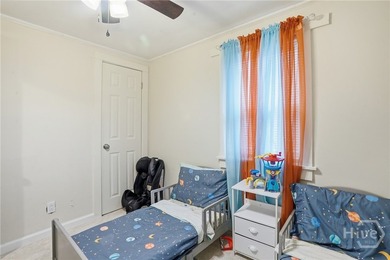 This well-maintained 3-bedroom, 1-bath block home offers - photo 15