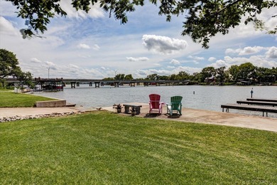 Experience refined lake house living in this stunning - photo 17