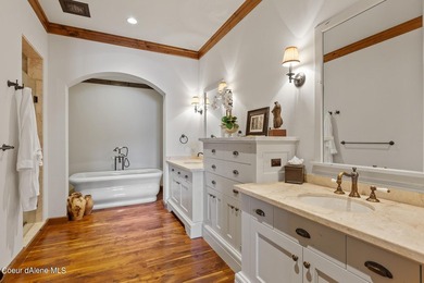 Spectacular Waterfront Condo, 5 bed 5.5 bath. Highly secured - photo 19