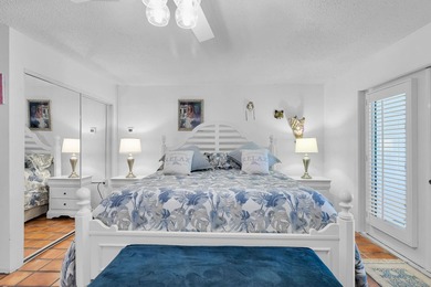 Welcome to this spacious canal-front retreat set on an oversized - photo 36