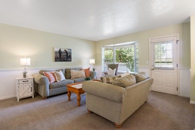 Nestled in a quiet, peaceful neighborhood, this inviting home - photo 2