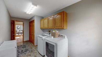 Amazing Stonebridge home on the Golf Course with full finished - photo 12