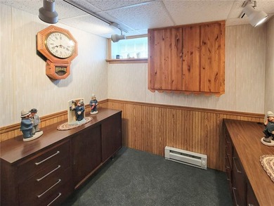 Welcome home to this meticulously maintained charmer! This home - photo 27