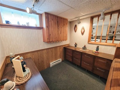 Welcome home to this meticulously maintained charmer! This home - photo 28