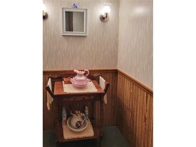 Welcome home to this meticulously maintained charmer! This home - photo 33