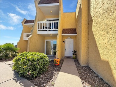 Don't overlook this well-maintained, fully furnished townhome - photo 3