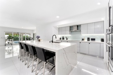Welcome to 400 SW 24th Road, nestled on a quiet street in one of - photo 5