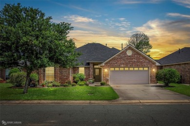 (private lake, pond, coastal) Home For Sale in Bossier City Louisiana