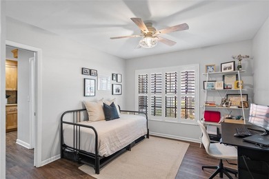 THE ULTIMATE GATED RETREAT | MODERN LIVING IN NORTHEAST ST. PETE - photo 12