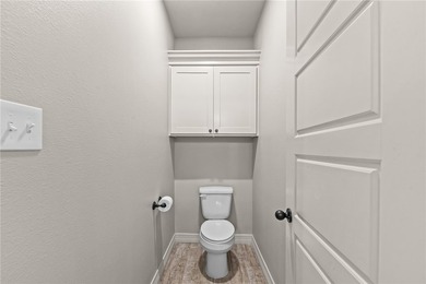 Designed with elevated finishes, a seamless open-concept layout - photo 16