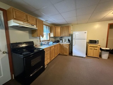 Affordable & Well-Maintained 3-Unit - Ideal for an - photo 16