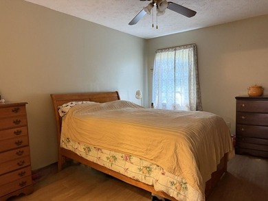 Affordable & Well-Maintained 3-Unit - Ideal for an - photo 20