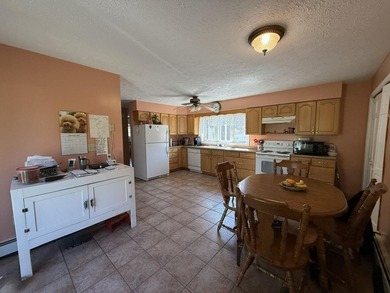 Affordable & Well-Maintained 3-Unit - Ideal for an - photo 21