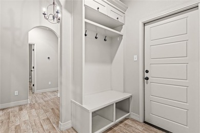 Designed with elevated finishes, a seamless open-concept layout - photo 23