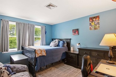 Welcome to Your Dream Home: Nestled at the end of a serene - photo 25