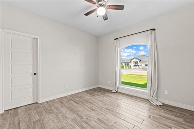 Designed with elevated finishes, a seamless open-concept layout - photo 27