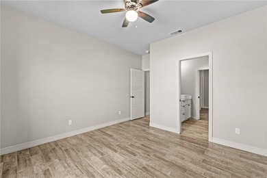 Designed with elevated finishes, a seamless open-concept layout - photo 28