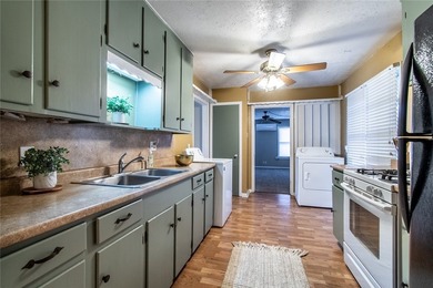 Welcome to this lovingly cared-for 3-bedroom, 1-bath home that - photo 8
