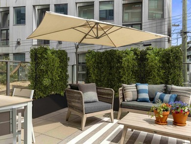 New York City Vibes! This cosmopolitan Jr. 2 bed home at the - photo 11