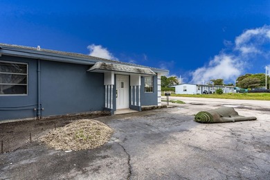 Unique mixed-use investmnet opportunity featuring a fully - photo 13