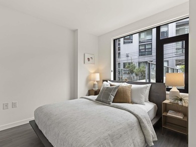 New York City Vibes! This cosmopolitan Jr. 2 bed home at the - photo 15