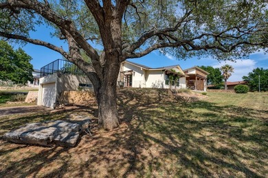 OWNER FINANCING AVAILABLE. This home is comfortable and private - photo 4