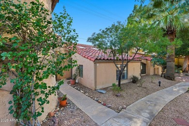 (private lake, pond, creek) Townhome/Townhouse For Sale in Phoenix Arizona