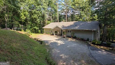 Welcome to 5302 Summerwood Lane, a very private home set high - photo 11