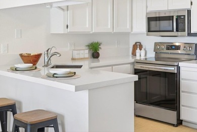 Beautifully updated, move right in and enjoy all this home has - photo 14