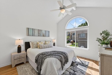 Beautifully updated, move right in and enjoy all this home has - photo 16