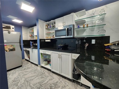 *Great location in North Miami! This charming first-floor studio