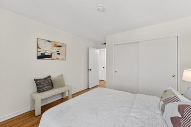 Beautifully updated, move right in and enjoy all this home has - photo 21