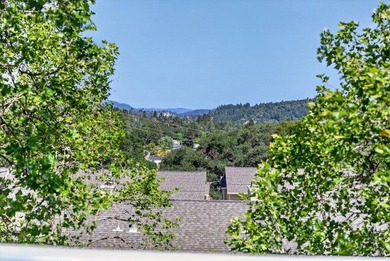 Beautifully updated, move right in and enjoy all this home has - photo 26