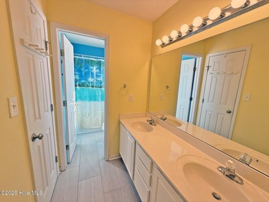 * REDUCED * Coastal living doesn't get much easier than this - photo 33