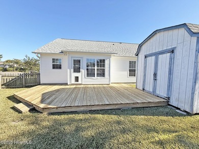 * REDUCED * Coastal living doesn't get much easier than this - photo 36