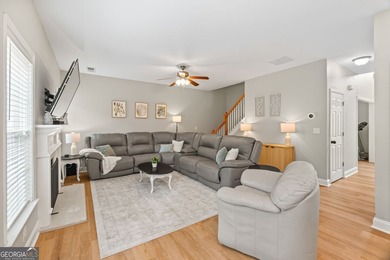 Forget cookie-cutter lots where every neighbor can see into your - photo 12