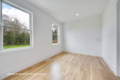 Just minutes from the heart of Montauk, this new construction - photo 12