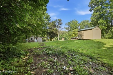 Don't miss this affordable lake-area retreat in the desirable - photo 15