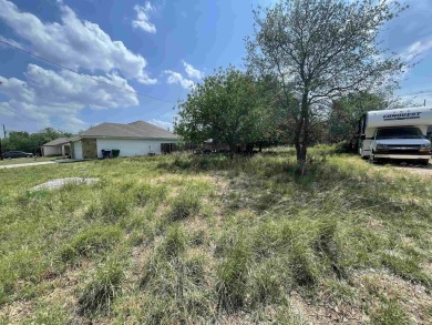 Lake Lot For Sale in Cottonwood Shores, Texas