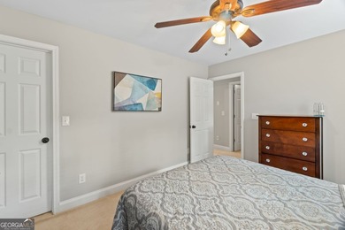 Forget cookie-cutter lots where every neighbor can see into your - photo 32