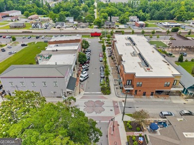 Forget cookie-cutter lots where every neighbor can see into your - photo 46