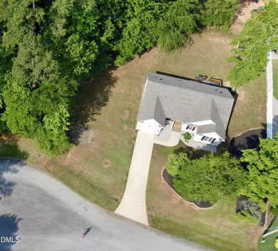 Welcome Home to 104 Kiowa Cove - Lake Royale Living at Its - photo 3