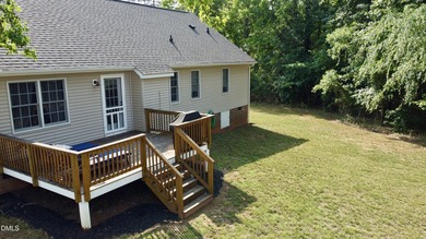 Welcome Home to 104 Kiowa Cove - Lake Royale Living at Its - photo 5