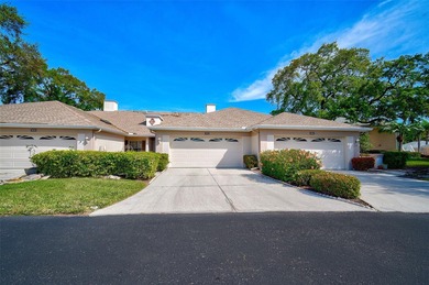 Lake Condo For Sale in Bradenton, Florida